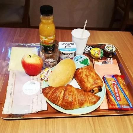 列日中心歌剧院宜必思酒店 酒店