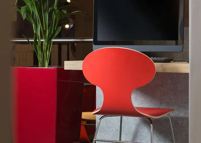 Ibis Centre Opera Hotel 3*