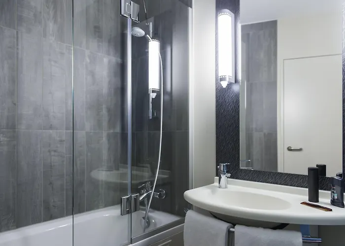 酒店 列日中心歌剧院宜必思酒店