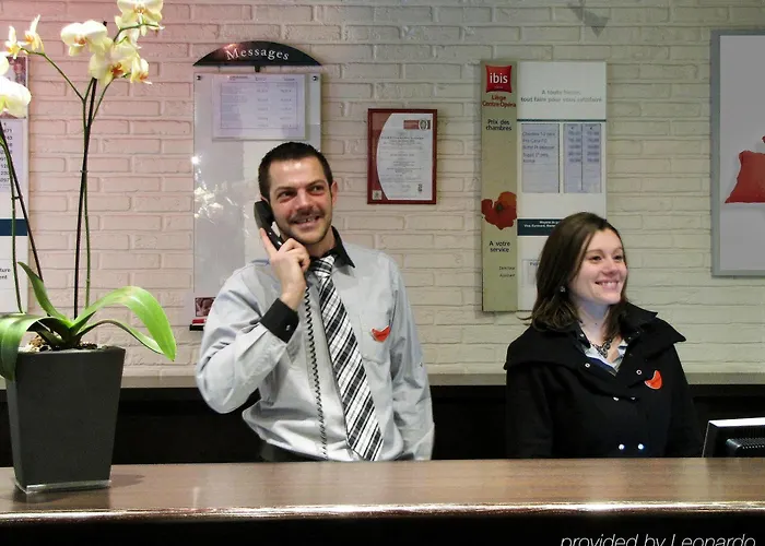 列日中心歌剧院宜必思酒店 列日