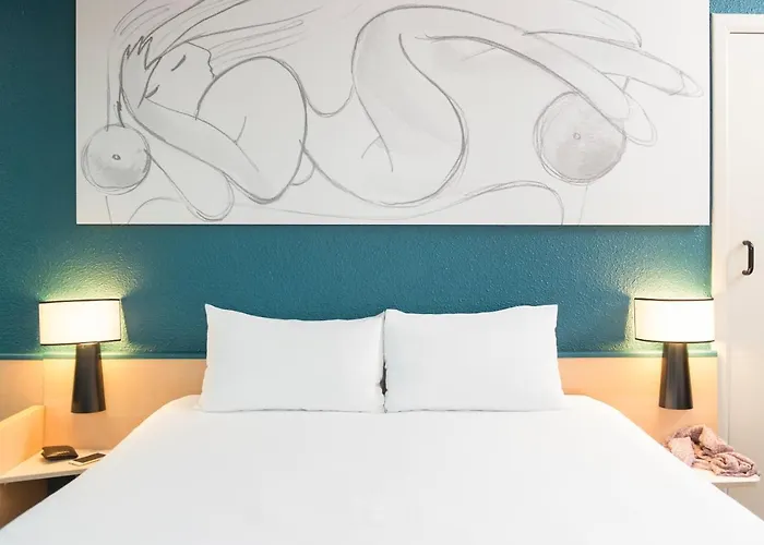 Hotel Ibis Centre Opera 3*